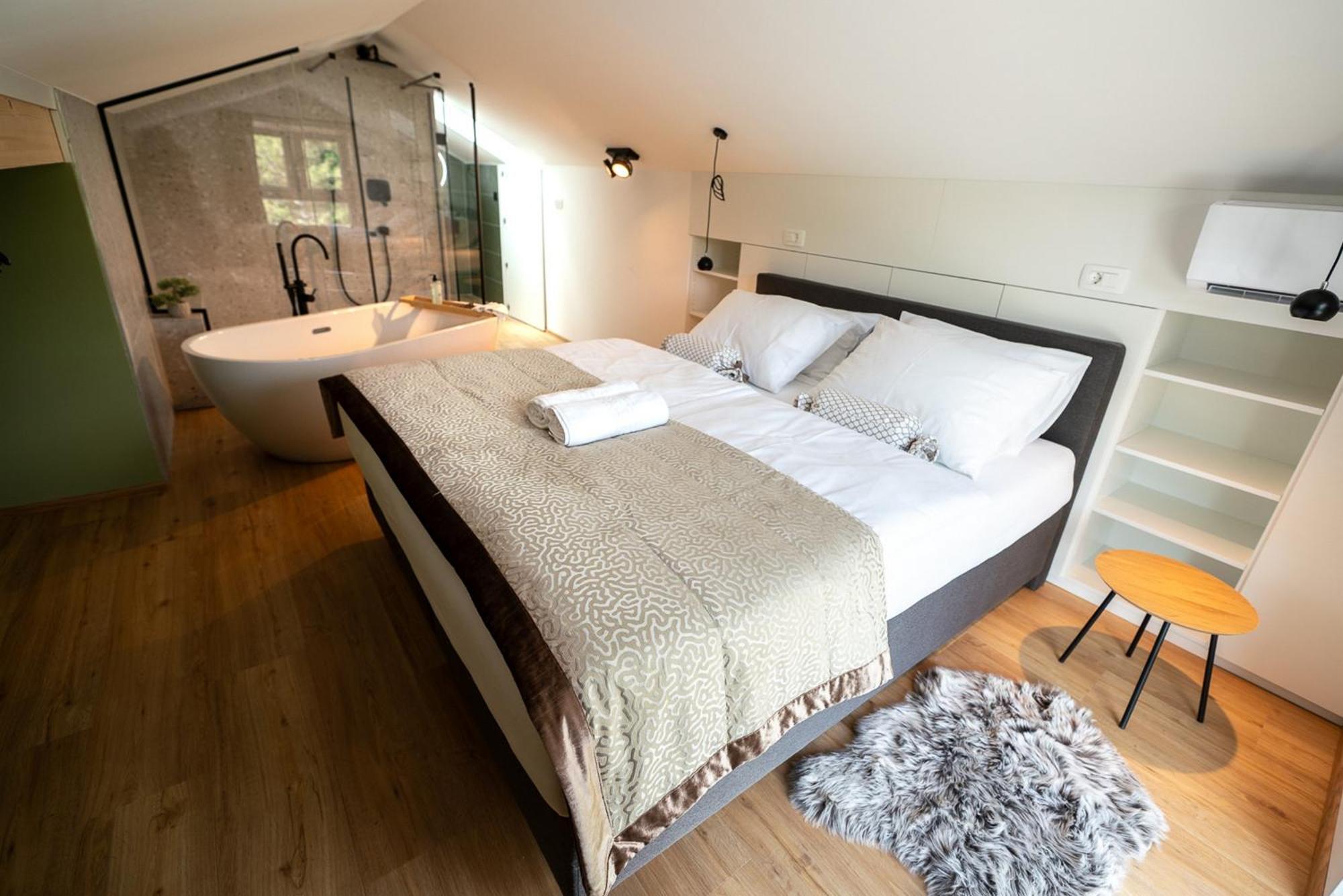 Apartments Kras 24 With Pool Сежана Екстер'єр фото